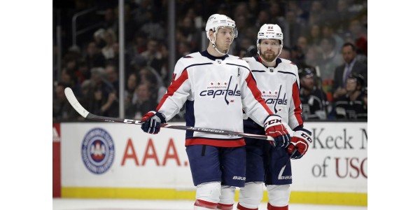 Carlson blev udnævnt til NHLs "tre stjerner" i sidste uge